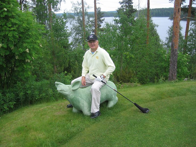 anssi 009.jpg - Kaksi sikaa